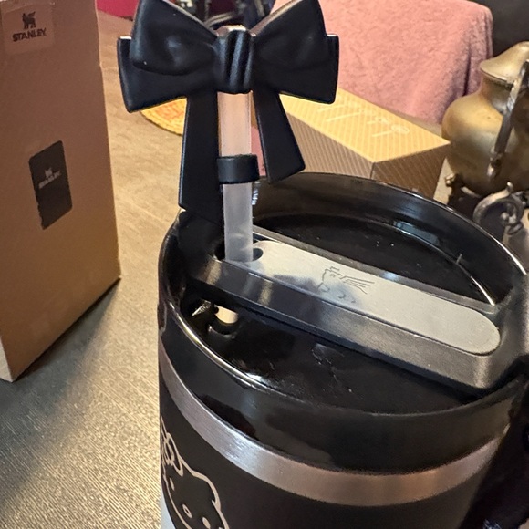 Stanley Black Tumbler with Rose-Gold Hello Kitty Accents - Picture 4 of 10